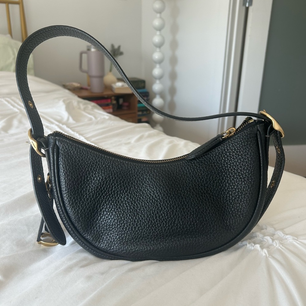 Coach Luna Shoulder Bag in Black - Relisted
